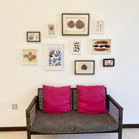 Chic Feel - Oceanfront, Heated Pool Apartman