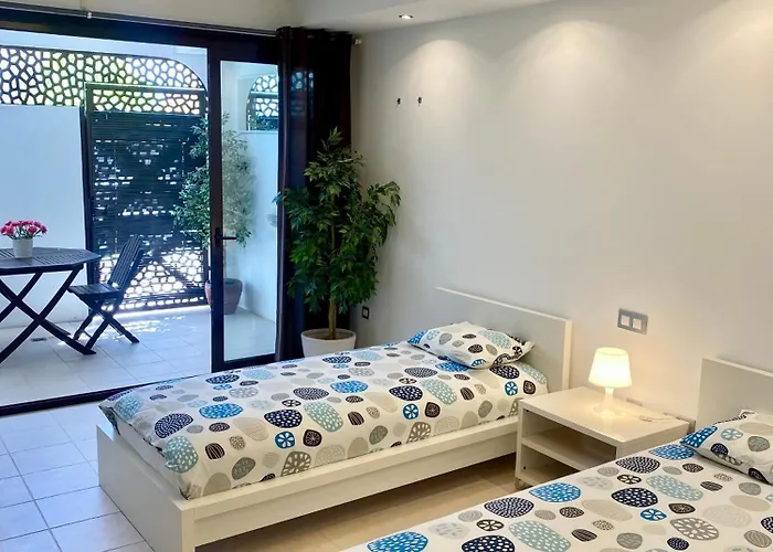 Apartman Chic Feel - Oceanfront, Heated Pool *